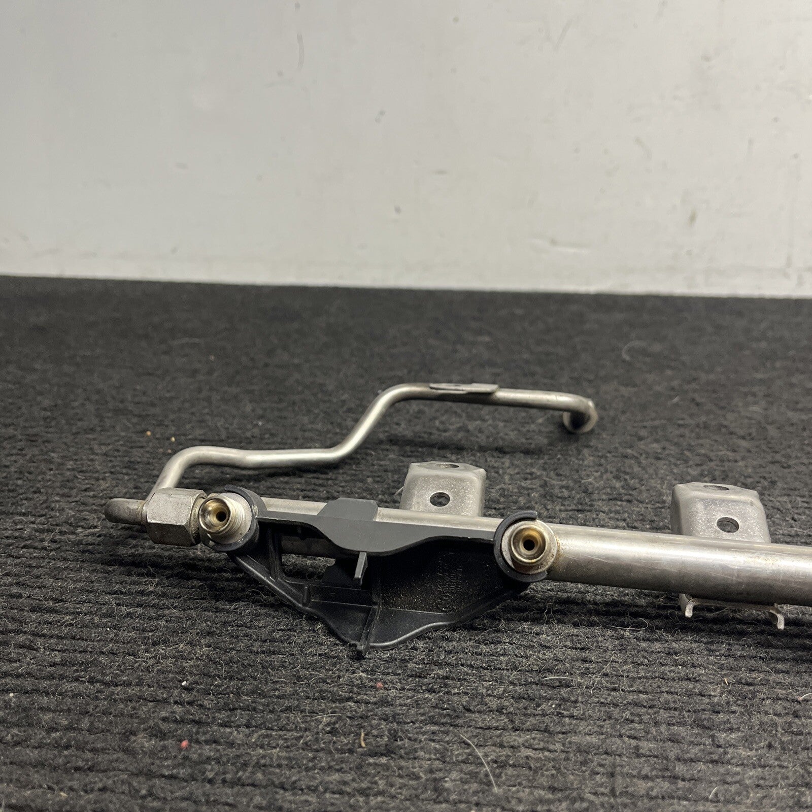 ☑️ 2007-2013 BMW N54 135i 335i 335xi 535i HIGH PRESSURE FUEL INJECTOR RAIL OEM