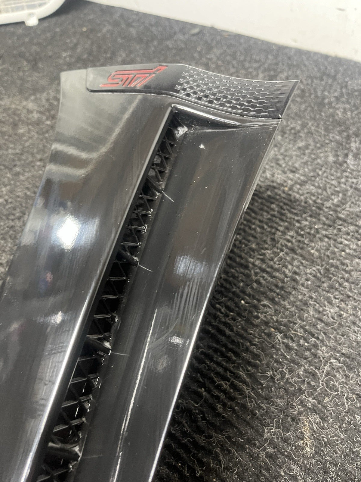 ☑️ 2015 2021 SUBARU WRX STI FRONT LEFT FENDER MOLDING GARNISH OEM BLACK
