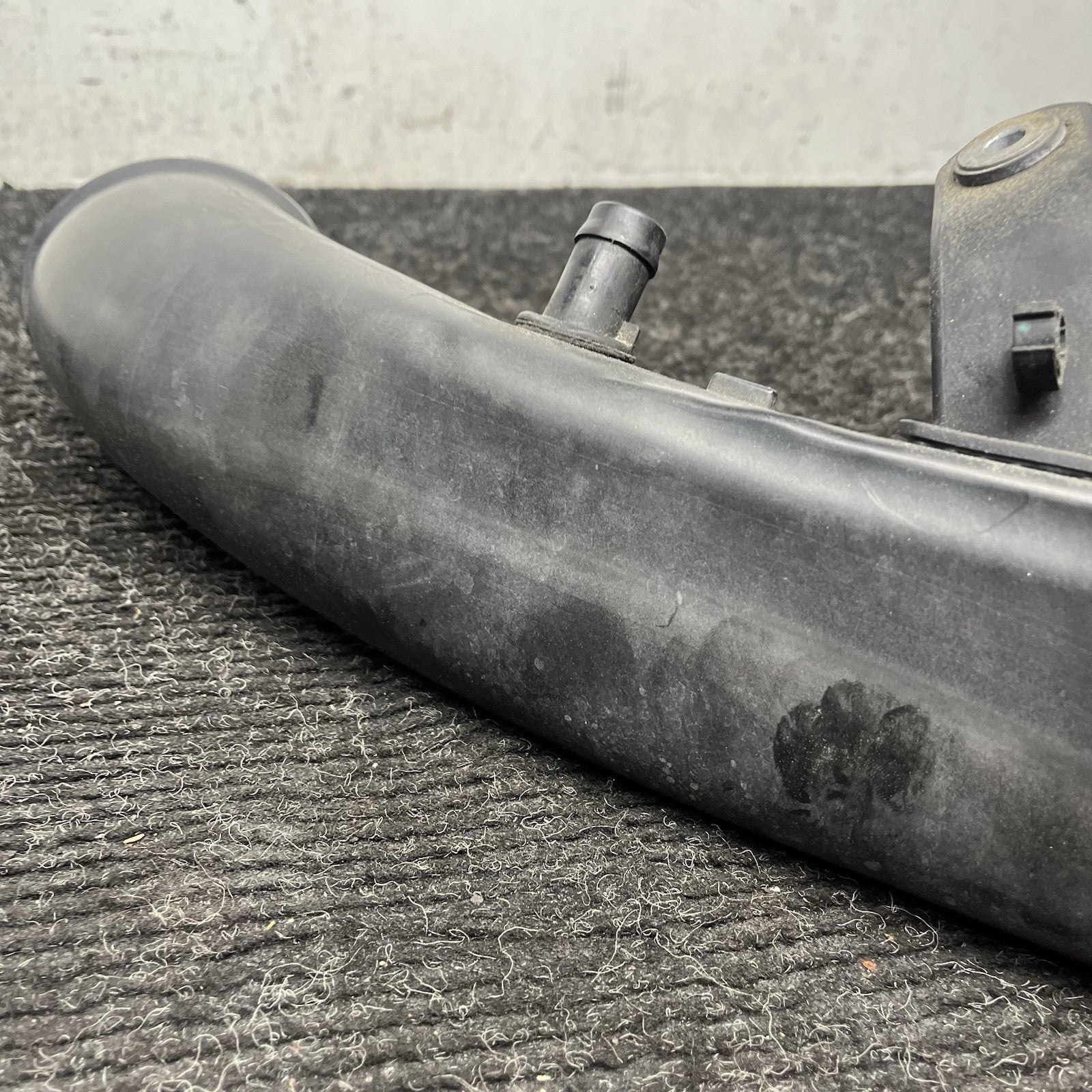☑️ BMW F15 X5 X6 35i 3.0L Air Intake Cleaner Duct Tube 7605585 OEM