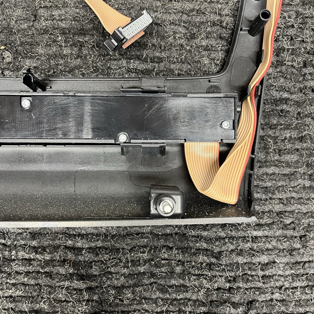 ☑️ 08-13 BMW E88 128 135 Front Center Dashboard Radio Control Switch Cover OEM