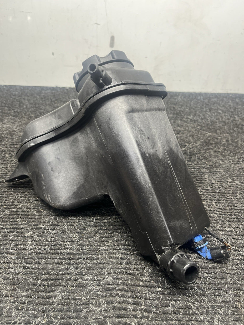 ☑️ 06-13 BMW E82 E88 E90 E92 E93 Radiator Expansion Tank Coolant Reservoir OEM