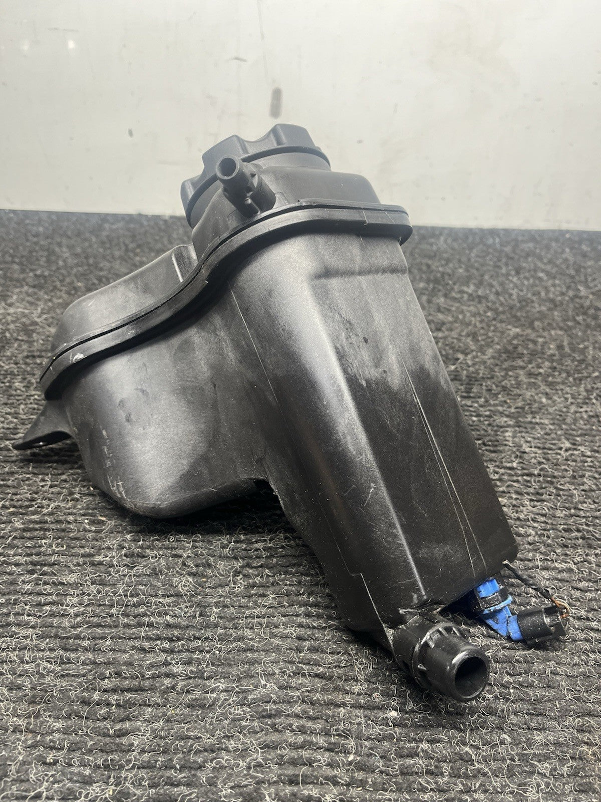 ☑️ 06-13 BMW E82 E88 E90 E92 E93 Radiator Expansion Tank Coolant Reservoir OEM