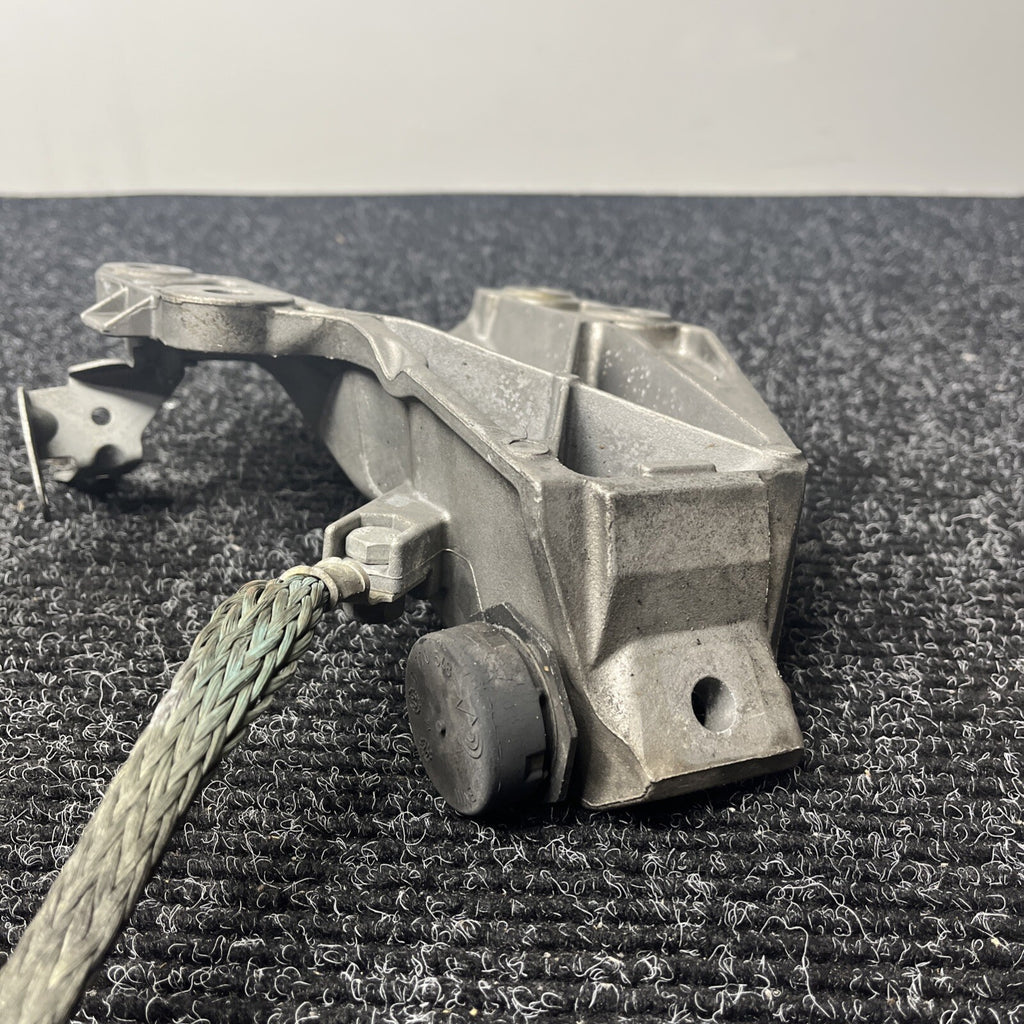 ☑️ BMW E90 E91 E92 Engine Mount Bracket Left N54 6760317 Motor Mount Bracket