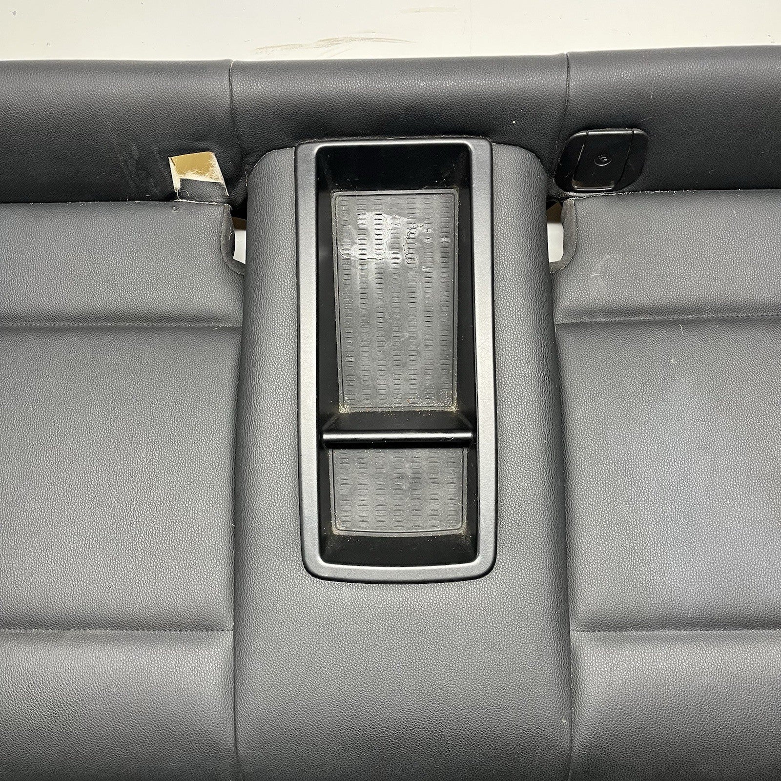 ☑️ 08-13 OEM BMW E82 E88 128 135 Rear Seat Lower Cushion Leather Boston Black