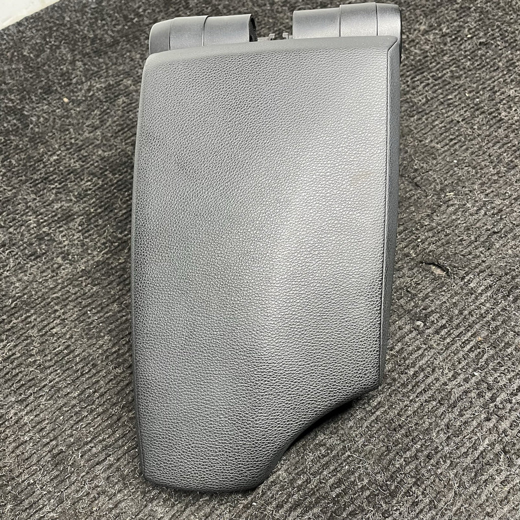☑️ 08-13 OEM BMW E88 E82 Center Console Armrest Tray Black Leather
