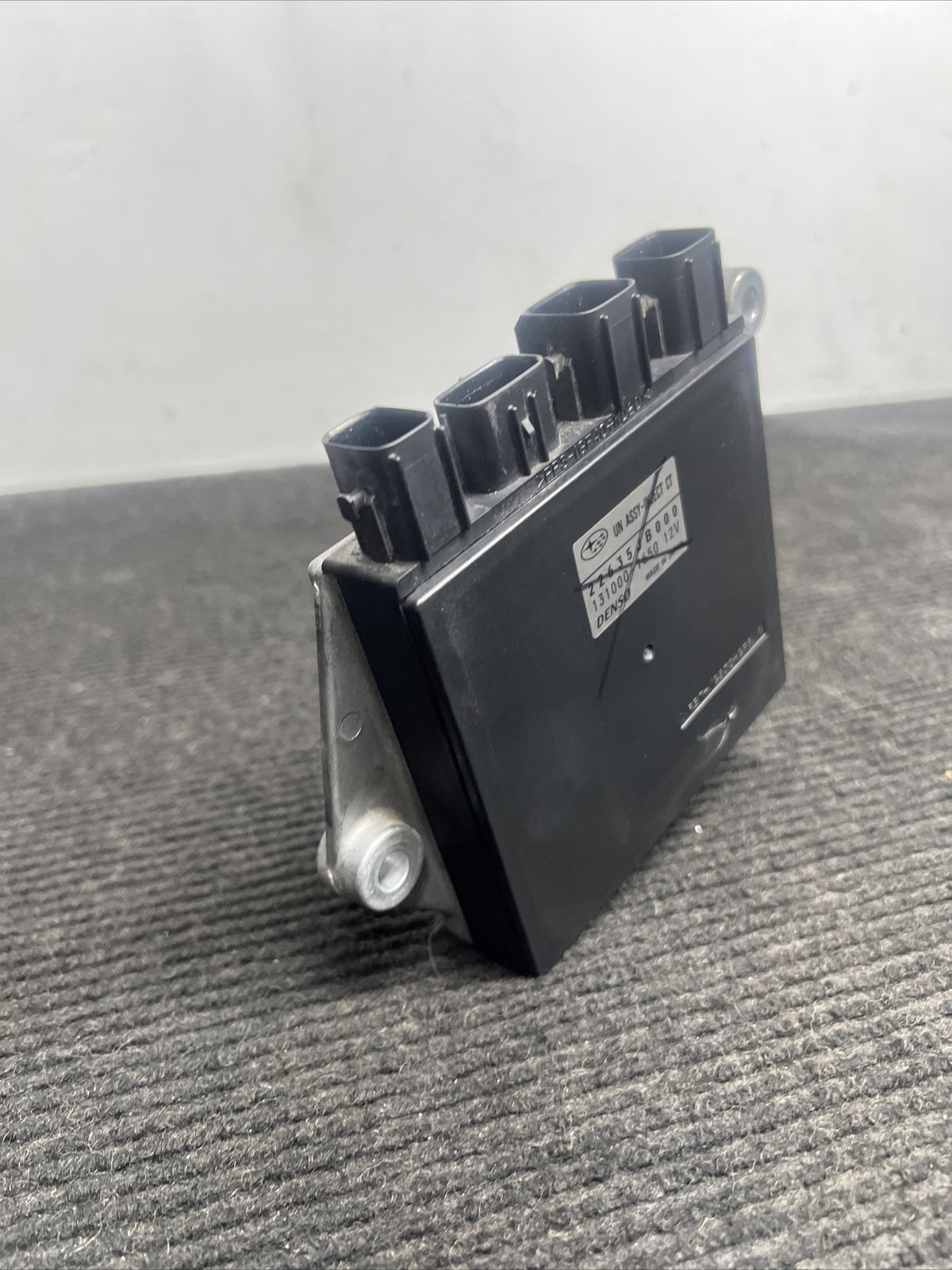 ☑️ 2013 OEM Subaru BRZ Scion FRS fuel injection module 22635-JB000