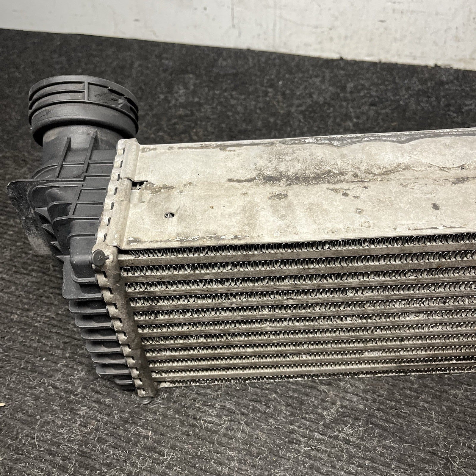 ☑️ 2011-2013 BMW 35iX X5 E70 LCI 3.0T N55 TURBOCHARGER INTERCOOLER OEM 7809321