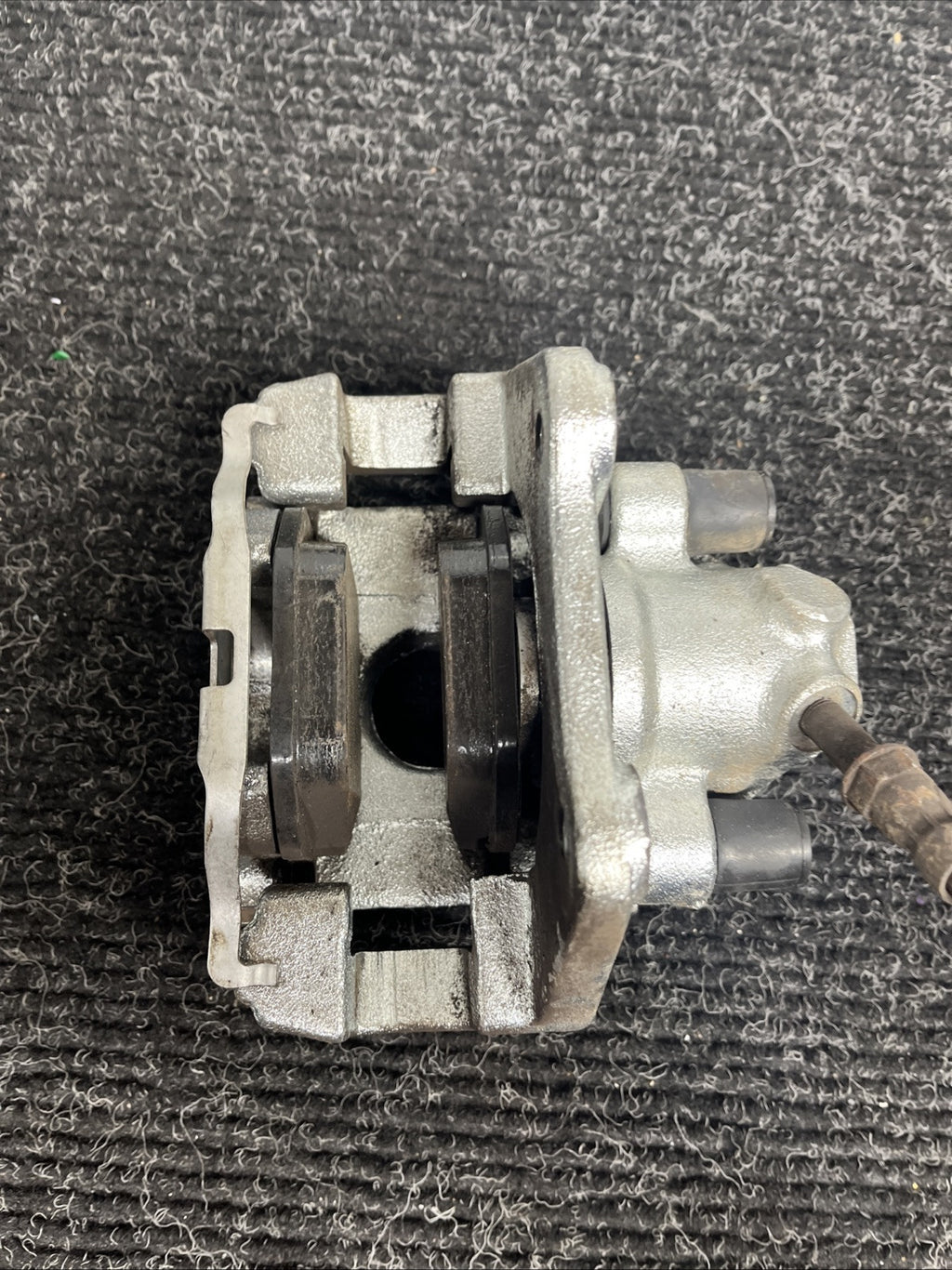 ☑️ 01-06 BMW E46 330i 330Ci RWD REAR LEFT DRIVER BRAKE CALIPER OEM