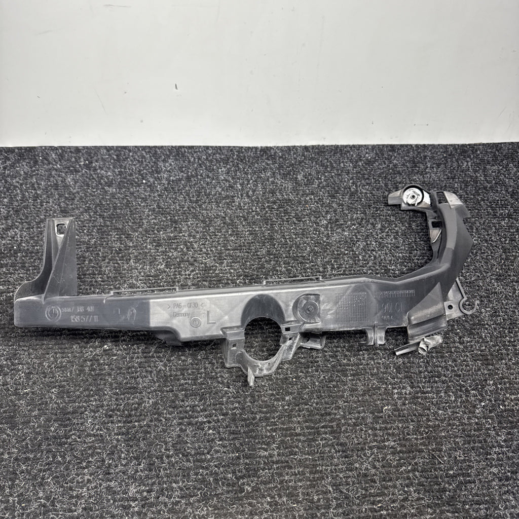 ☑️ 09-11 BMW E90 E91 LCI Front Left Driver Headlight Arm Bracket Mount Plastic