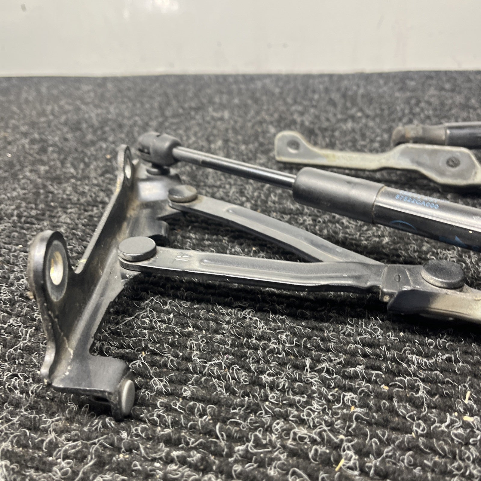 ☑️ 13-20 TOYOTA 86 SUBARU BRZ SCION FRS OEM TRUNK HINGES WITH STRUTS PAIR BLUE