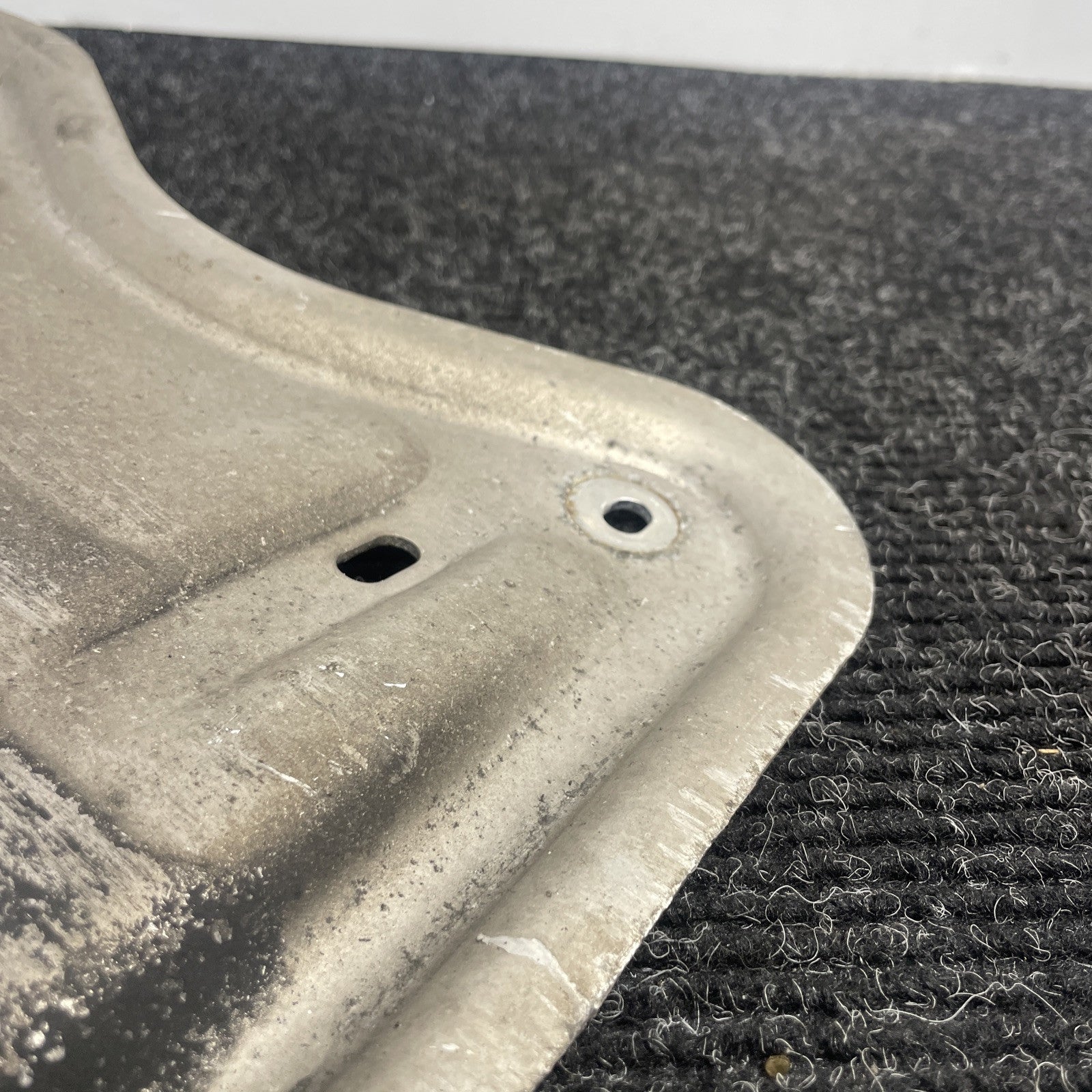 ☑️ 01-06 BMW E46 M3 OEM Rear Section Exhaust Pipe Bracket Rubber Mount