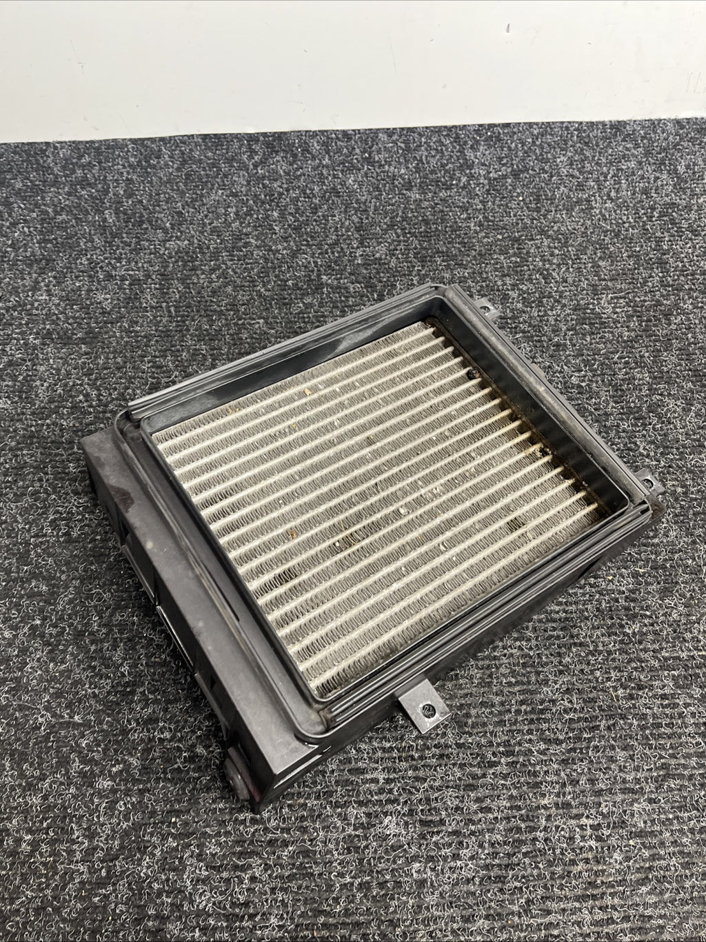 ☑️ 10-2013 BMW X6 M Right Engine Motor Oil Cooler Radiator Bracket 4.4 1446 OEM