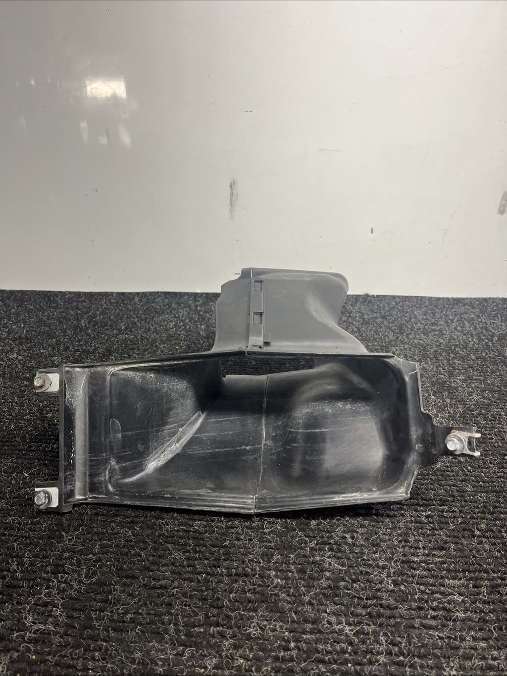 ☑️ 07-13 OEM BMW E92 E93 335 Front Right Engine N55 N54 RWD Air Intake Duct