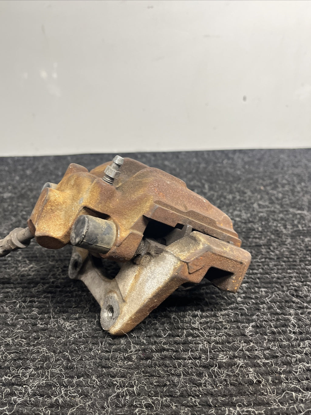 ☑️ 01-06 BMW E46 330i 330Ci RWD REAR LEFT DRIVER BRAKE CALIPER OEM