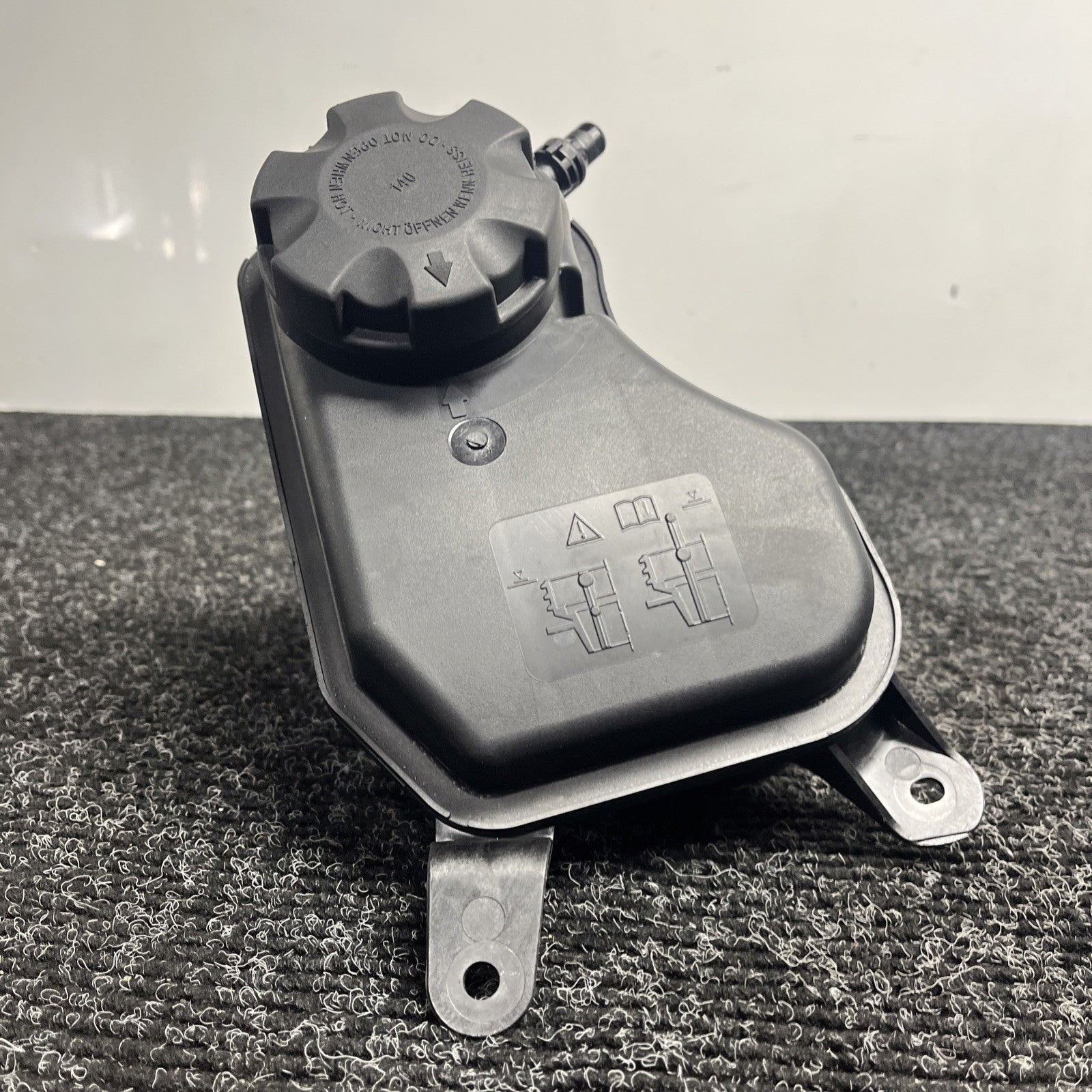 ☑️ Coolant Reservoir Expansion Tank/Sensor for BMW E90 E91 E92 E93 330i 335i Z4