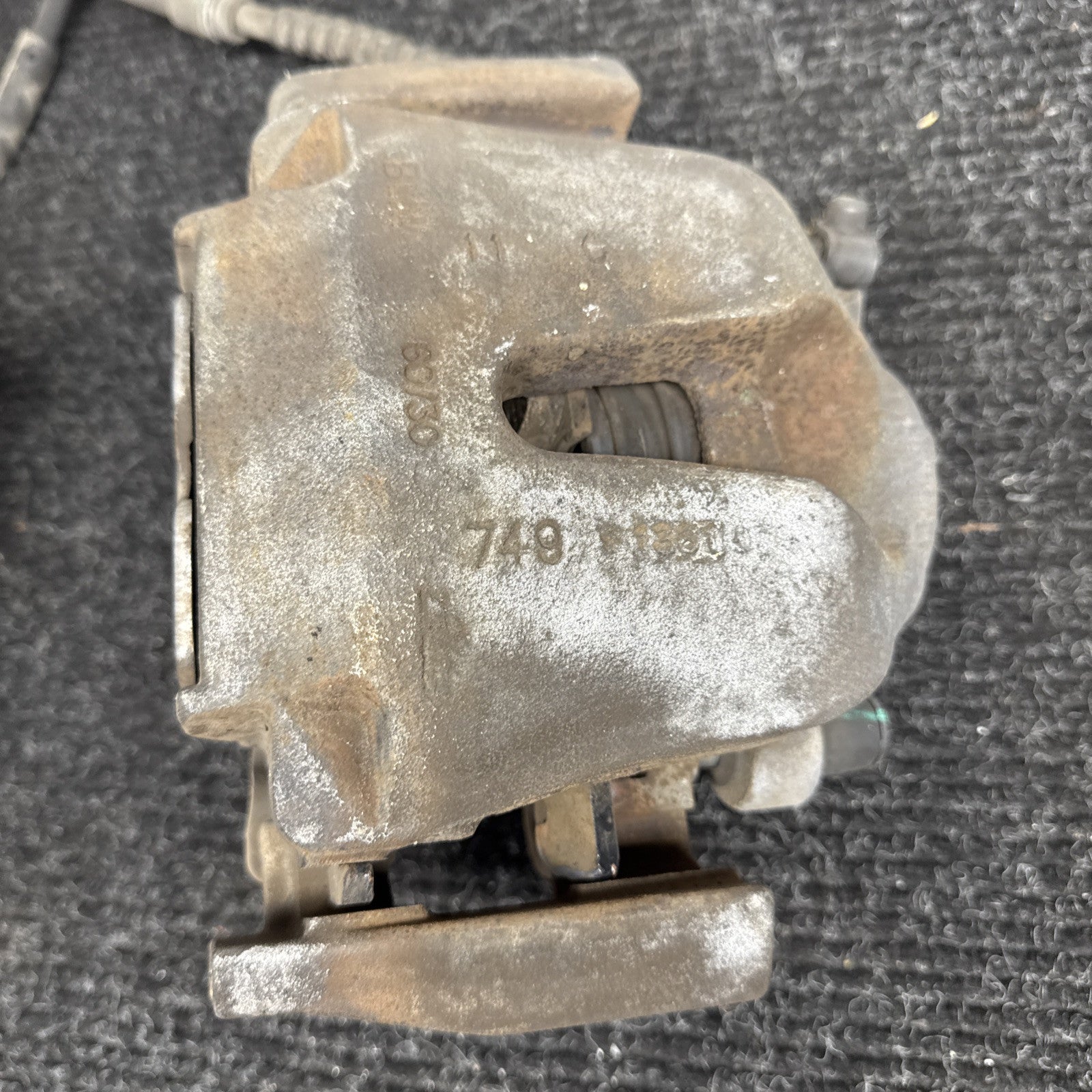 ☑️ 2007-2018 BMW X5 X6 E70 F15 F16 Front Brake Calipers OEM 6776784 6776783