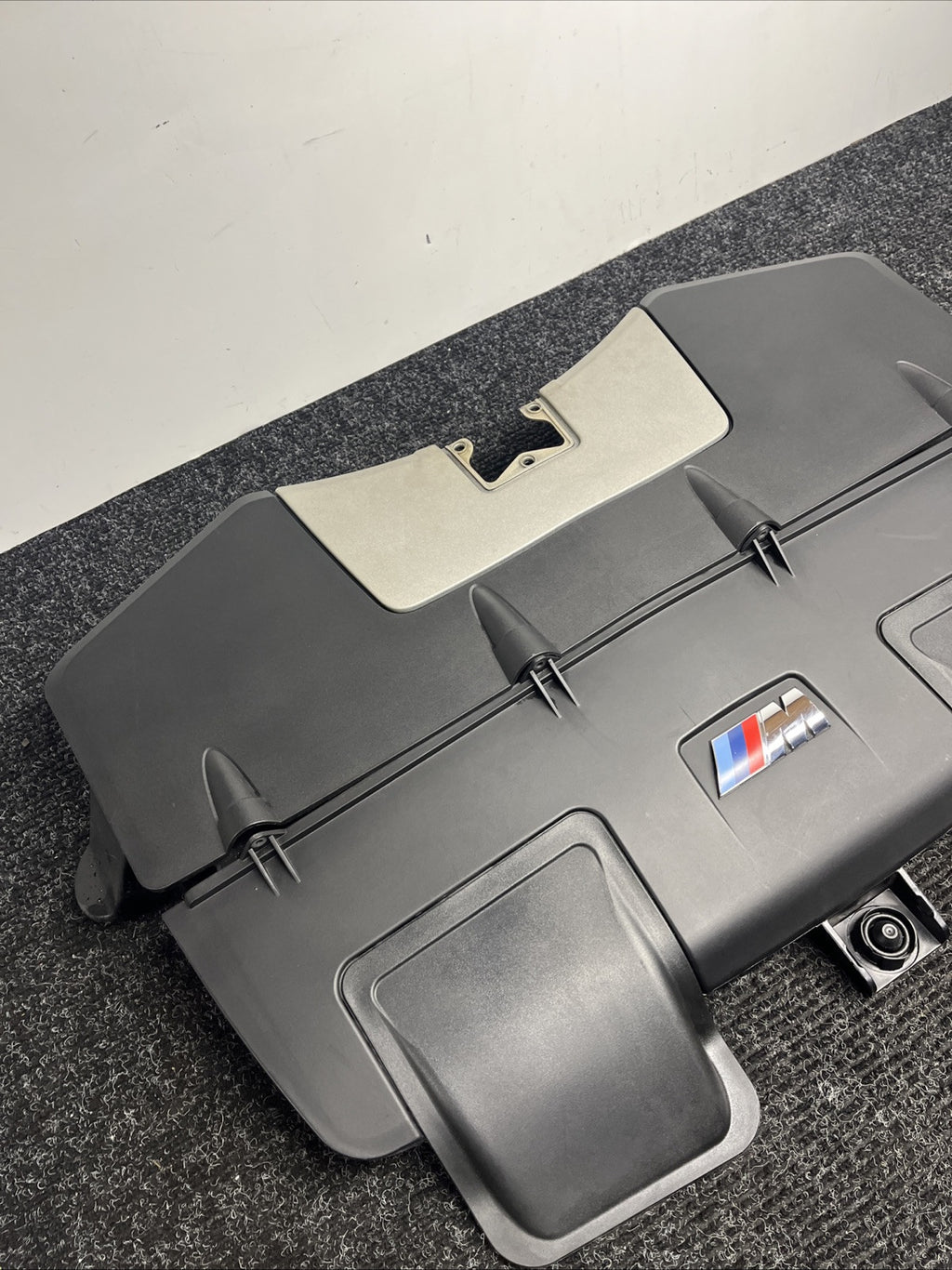 ☑️ 10-14 OEM BMW E70 E71 X5M S63 Engine Air Intake Filter Housing Assembly