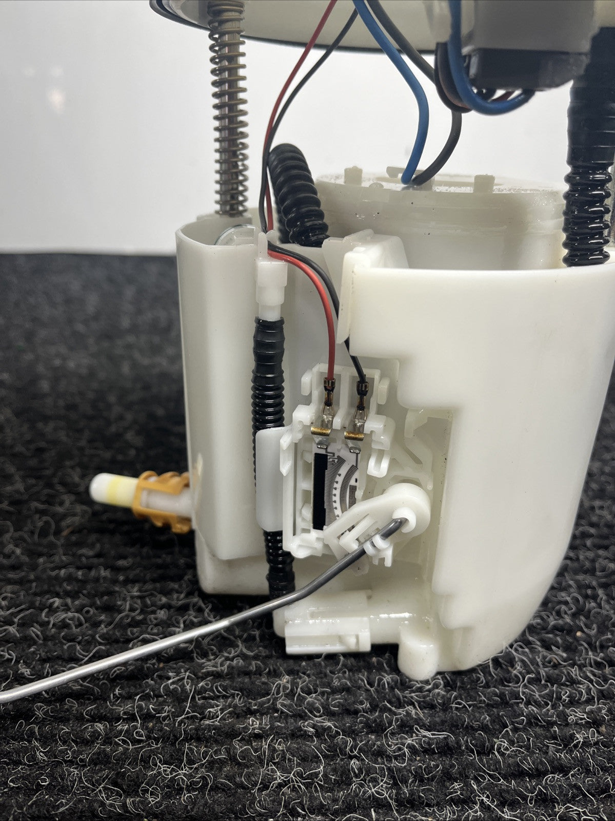 ☑️ 2013-2019 Scion Subaru FR-S BRZ Fuel Pump Assembly 42021CA000 OEM