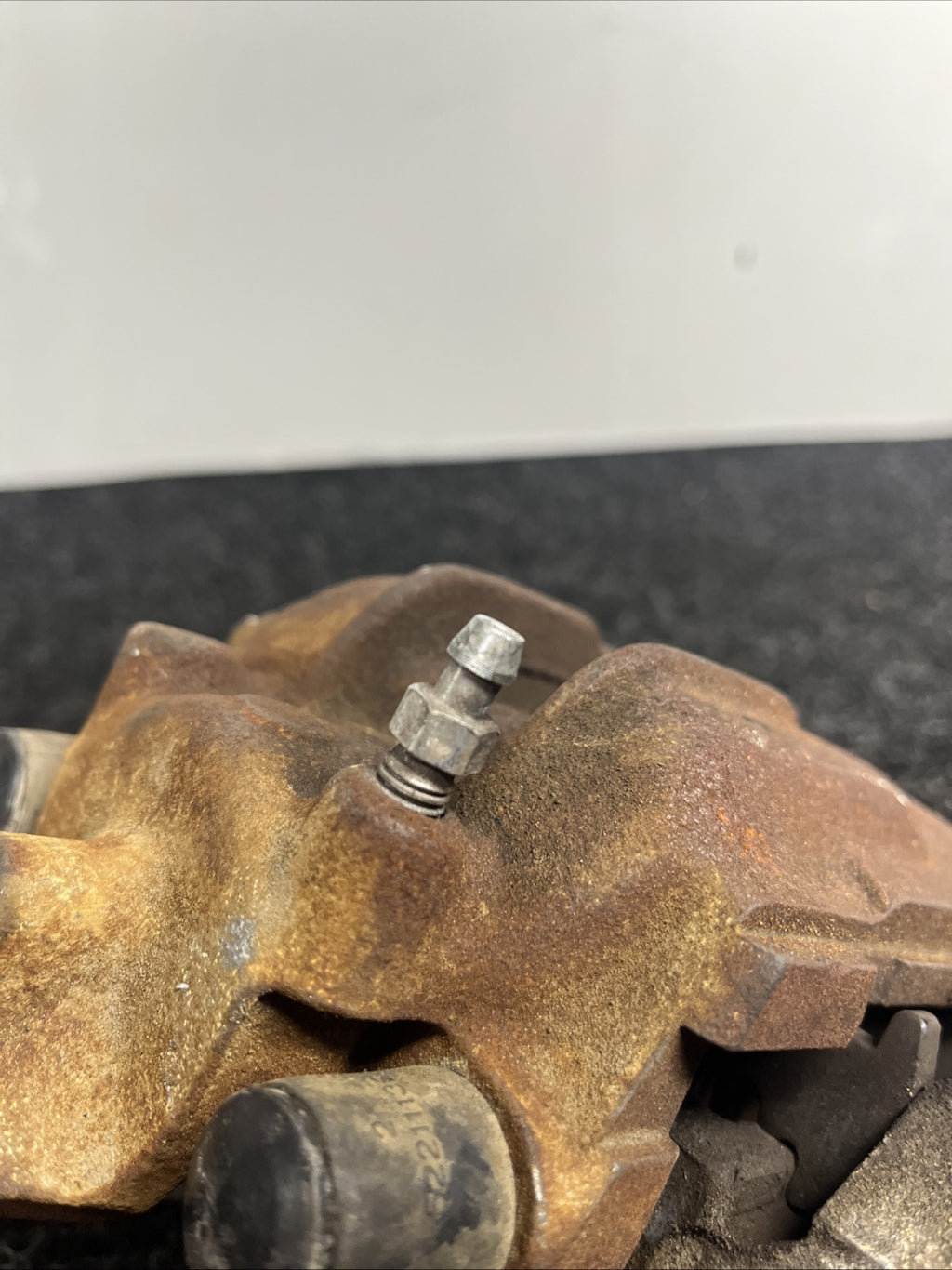 ☑️ 01-06 BMW E46 330i 330Ci RWD REAR LEFT DRIVER BRAKE CALIPER OEM