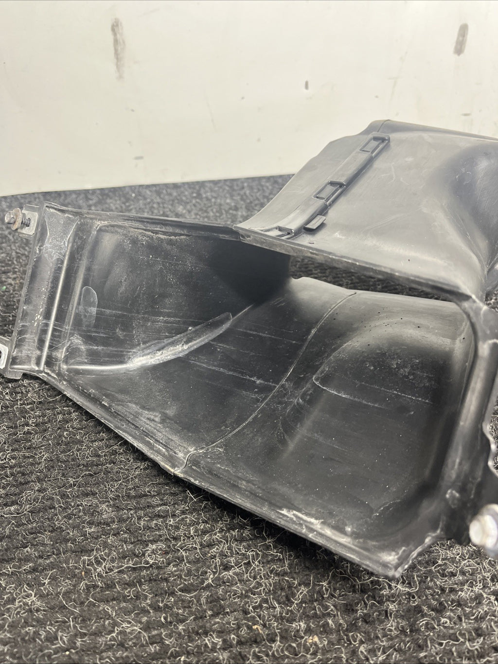 ☑️ 07-13 OEM BMW E92 E93 335 Front Right Engine N55 N54 RWD Air Intake Duct