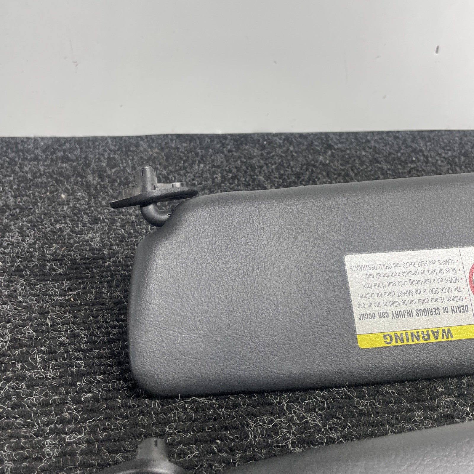 ☑️ 01-06 BMW E46 3-SERIES CONVERTIBLE SET OF 2 FRONT LEFT & RIGHT SUN VISOR OEM