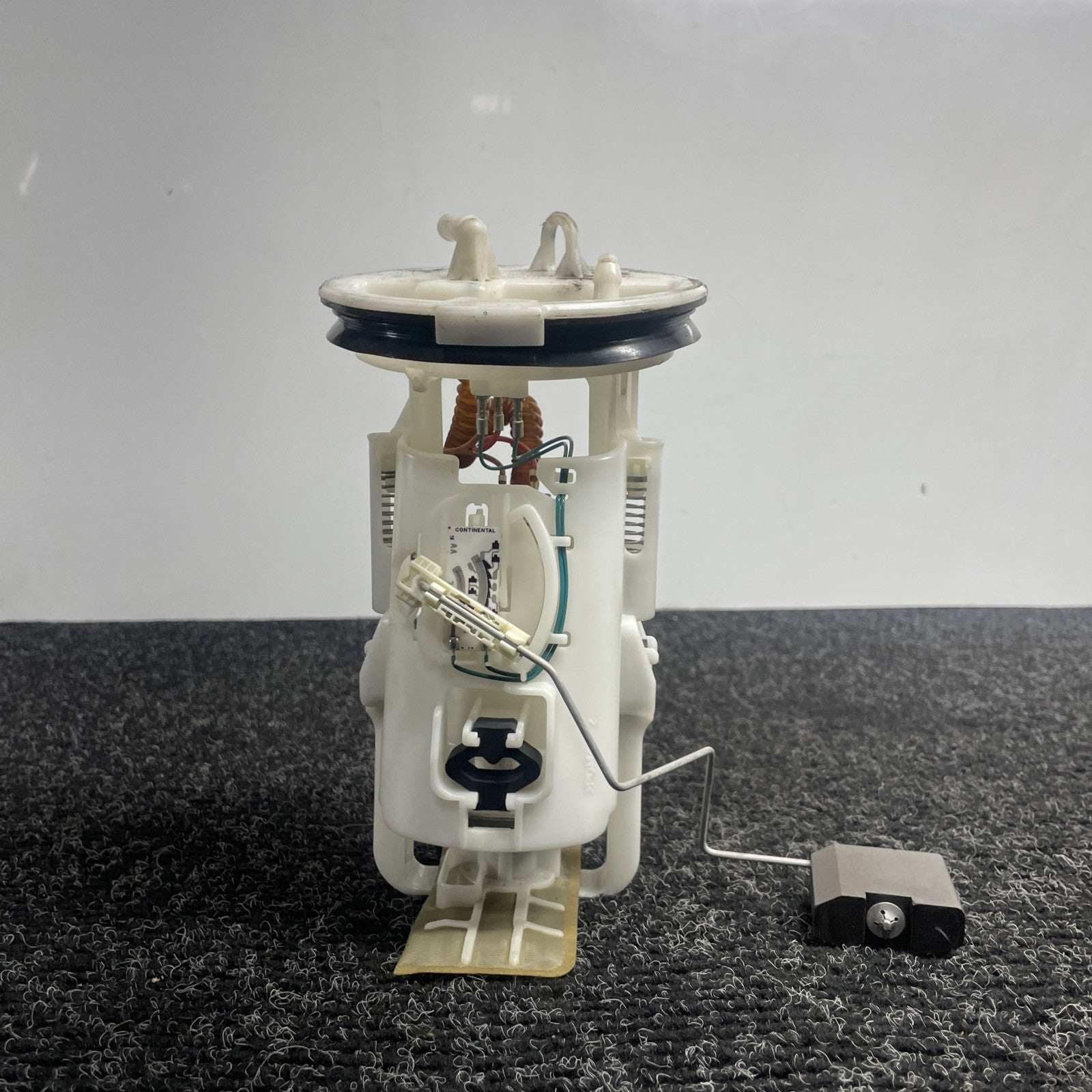 ☑️ BMW Fuel Pump E46 1184165 16146766942 2.0 105 KW 143 PS 2002-07 OEM