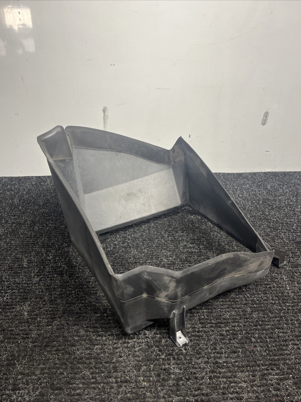 ☑️ NEW BMW X5 E70 FRONT RIGHT ENGINE OIL COOLER AIR DUCT 7205946 51717205946