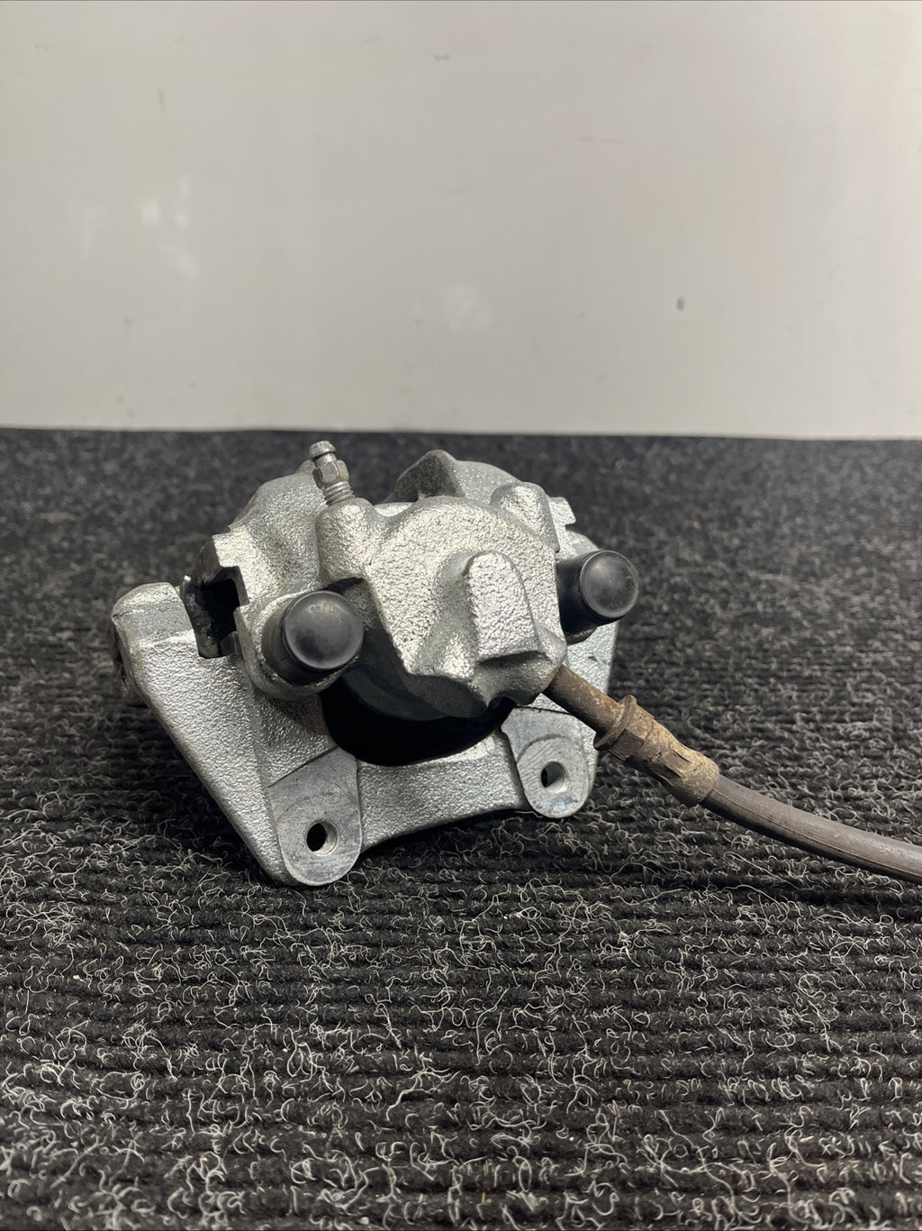 ☑️ 01-06 BMW E46 330i 330Ci RWD REAR LEFT DRIVER BRAKE CALIPER OEM