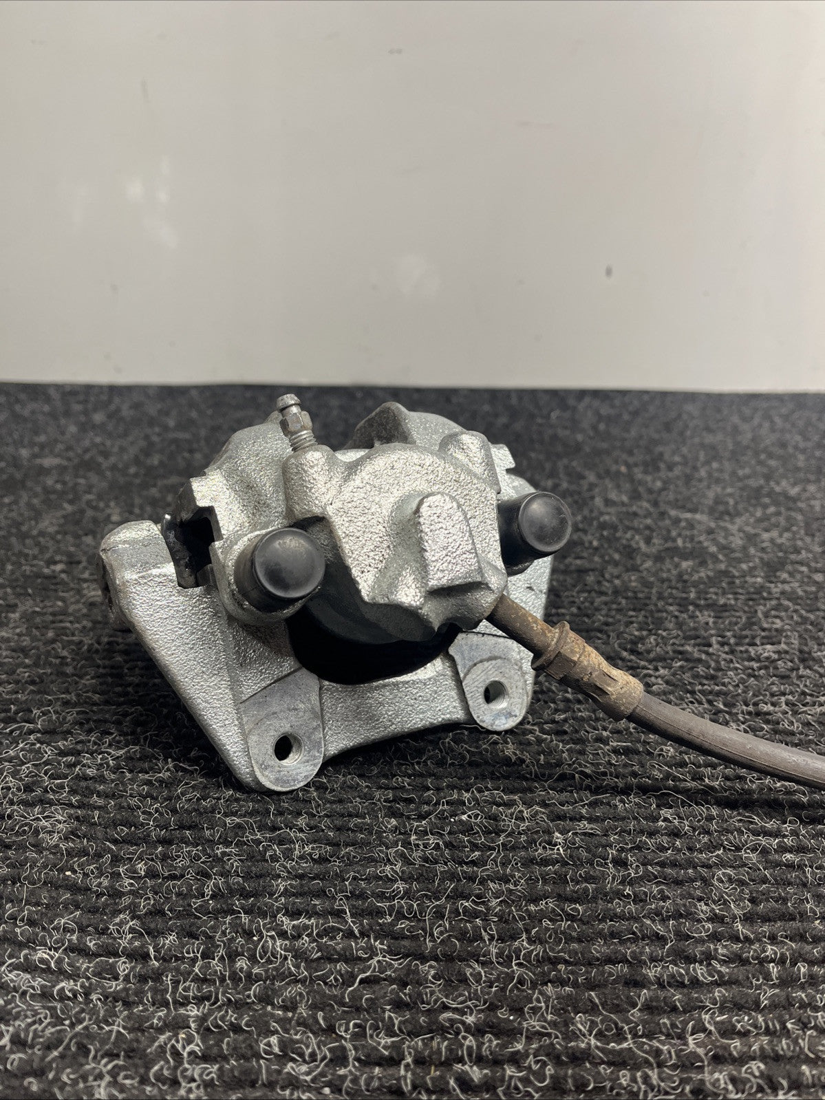 ☑️ 01-06 BMW E46 330i 330Ci RWD REAR LEFT DRIVER BRAKE CALIPER OEM