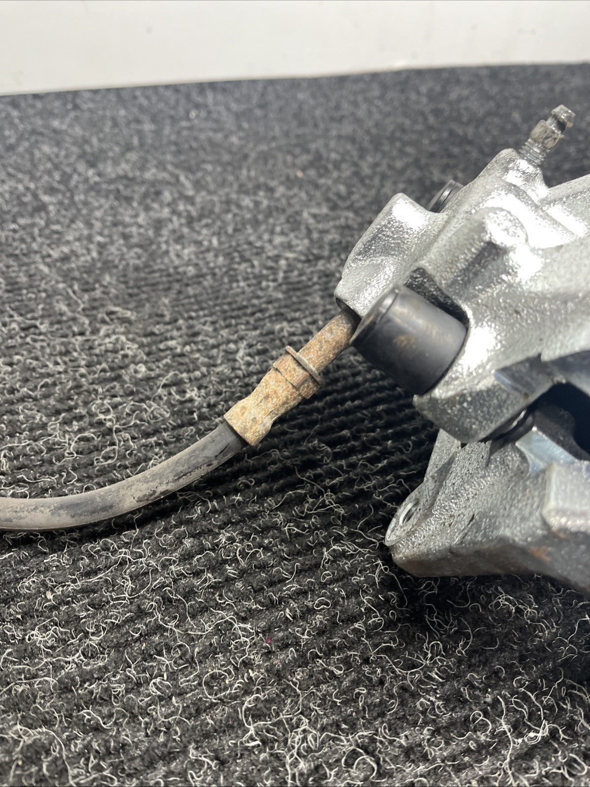 ☑️ 01-06 BMW E46 330i 330Ci RWD REAR LEFT DRIVER BRAKE CALIPER OEM
