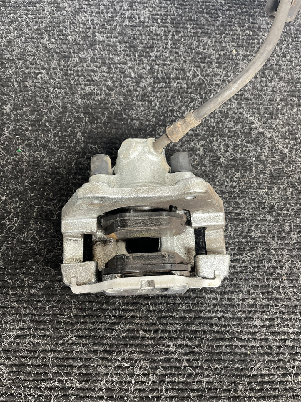 ☑️ 01-06 BMW E46 330i 330Ci RWD REAR LEFT DRIVER BRAKE CALIPER OEM