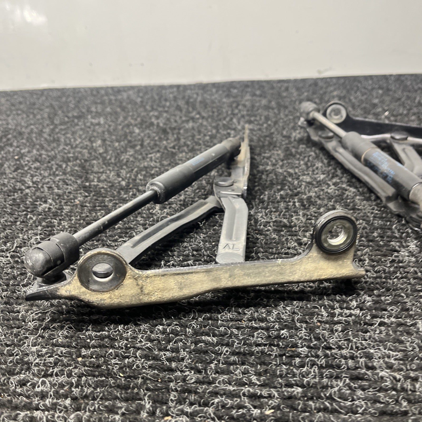 ☑️ 13-20 TOYOTA 86 SUBARU BRZ SCION FRS OEM TRUNK HINGES WITH STRUTS PAIR BLUE