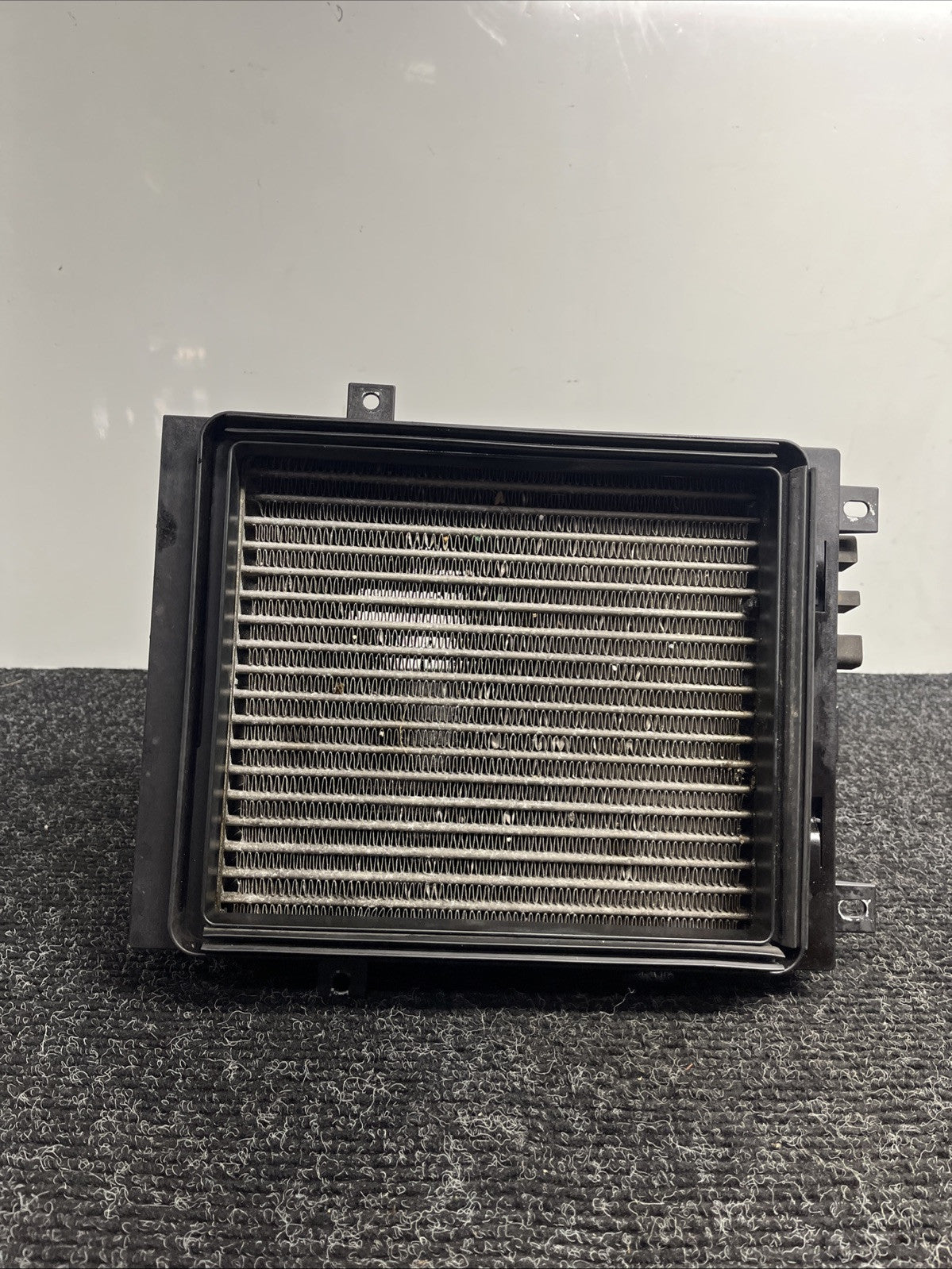 ☑️ 10-2013 BMW X6 M Right Engine Motor Oil Cooler Radiator Bracket 4.4 1446 OEM