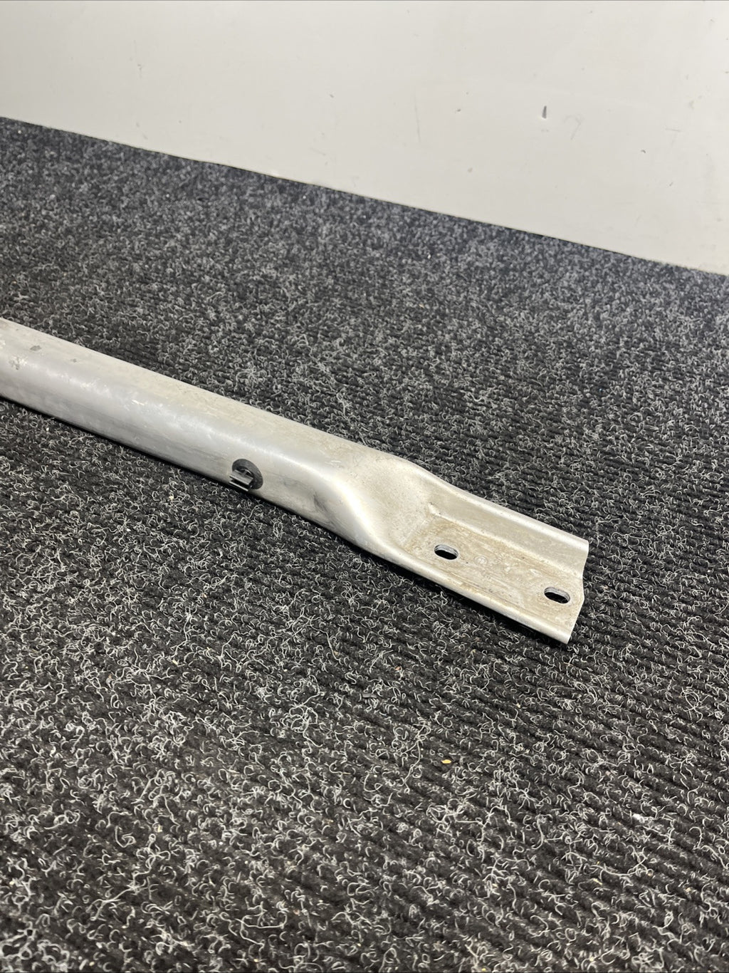 ☑️ 07-13 BMW E70 E71 X5 X6 Front Upper Radiator Support Cross Bar Beam Brace OEM