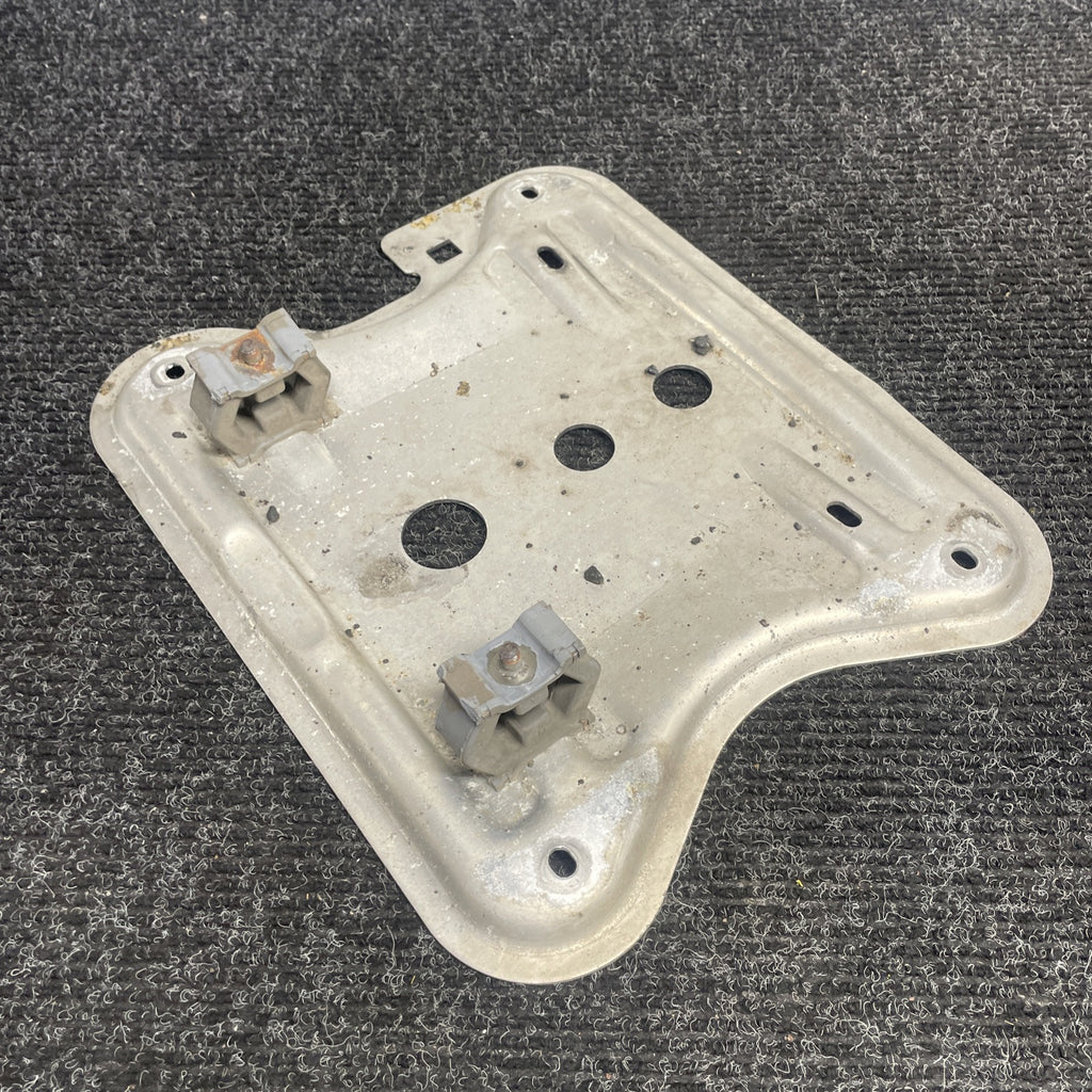 ☑️ 01-06 BMW E46 M3 OEM Rear Section Exhaust Pipe Bracket Rubber Mount