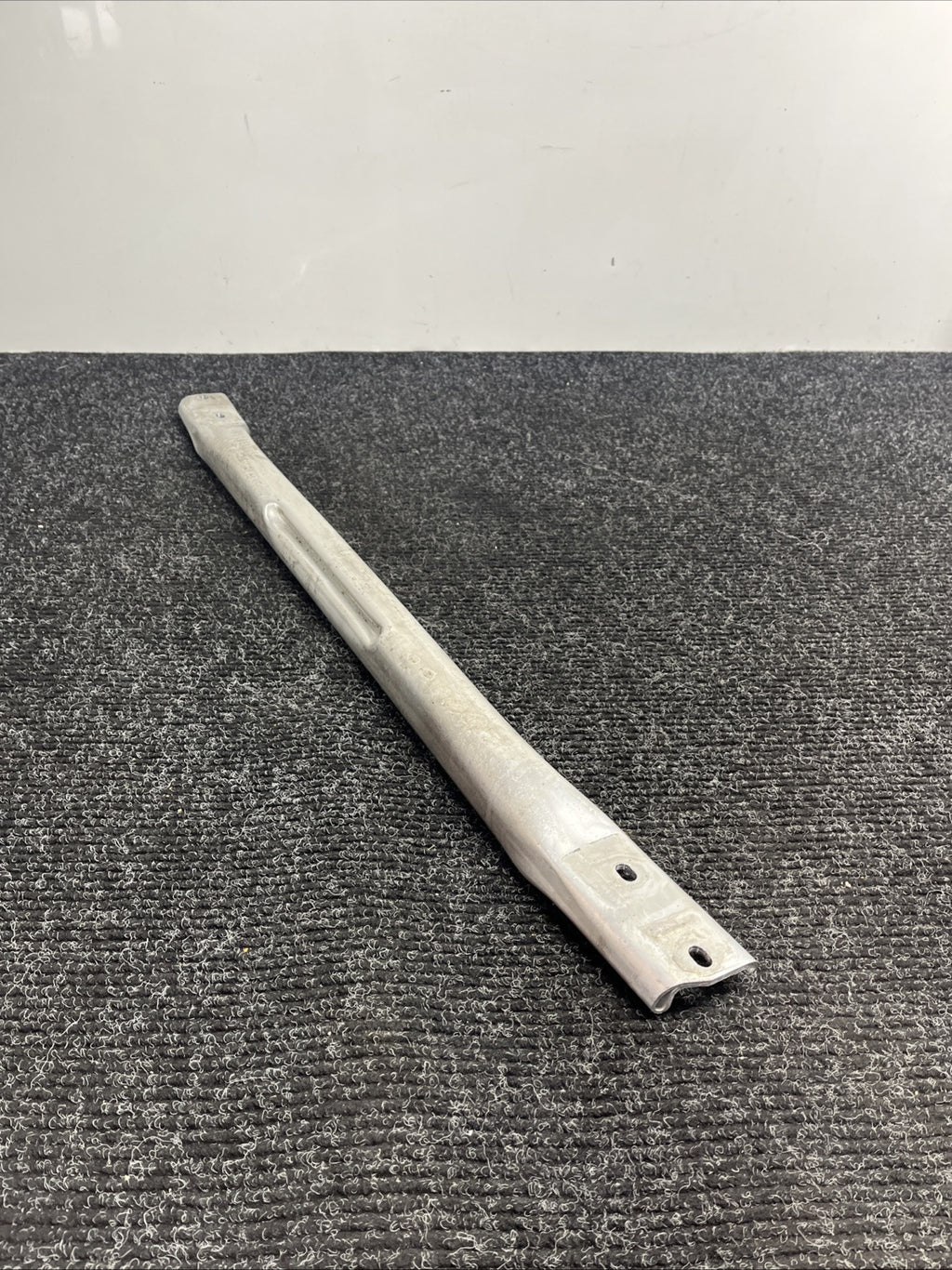 ☑️ 07-13 BMW E70 E71 X5 X6 Front Upper Radiator Support Cross Bar Beam Brace OEM