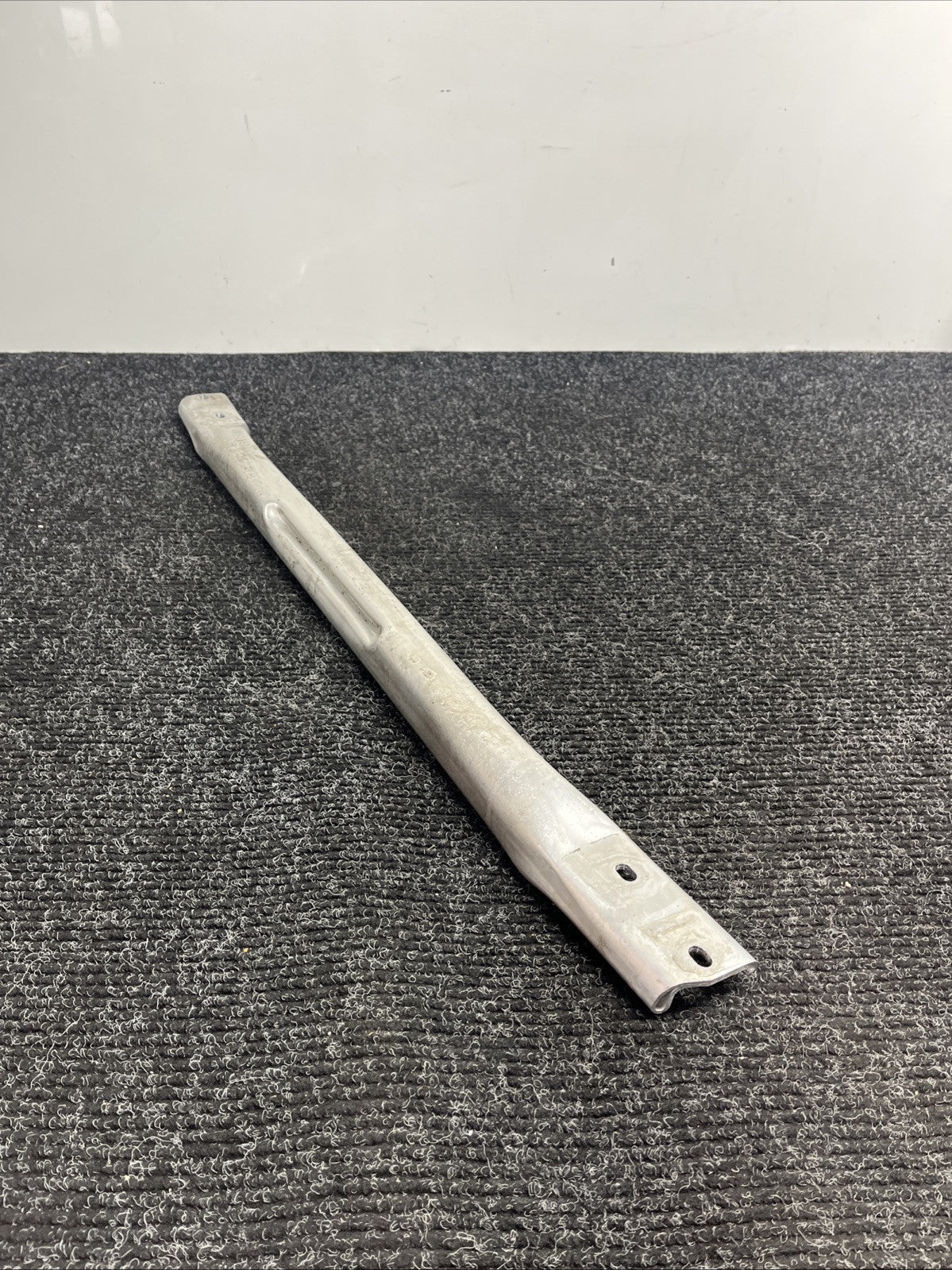 ☑️ 07-13 BMW E70 E71 X5 X6 Front Upper Radiator Support Cross Bar Beam Brace OEM