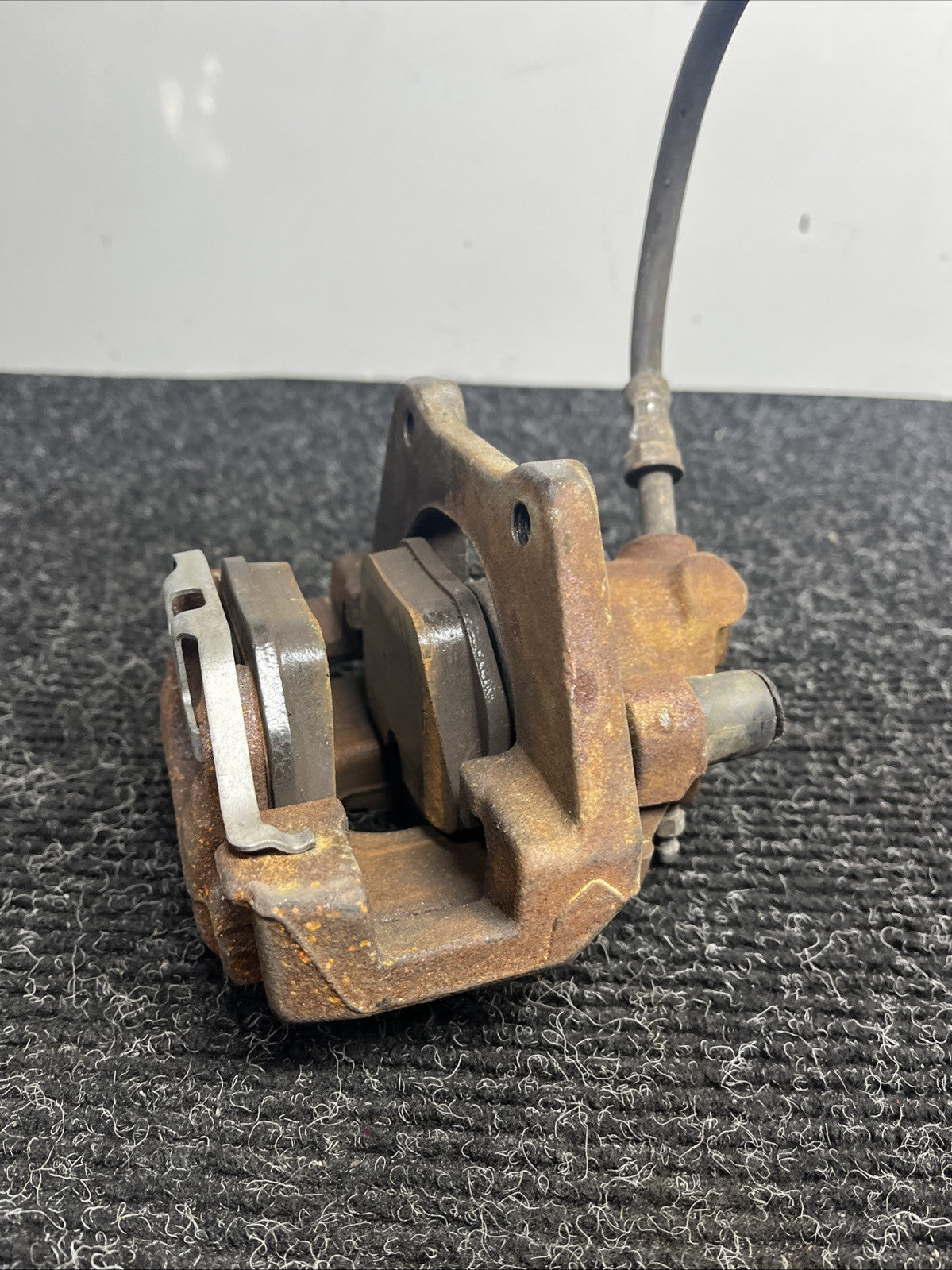 ☑️ 01-06 BMW E46 330i 330Ci RWD REAR LEFT DRIVER BRAKE CALIPER OEM
